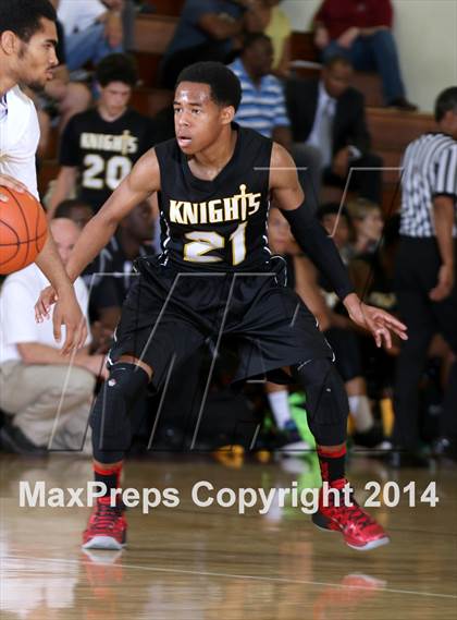 Thumbnail 2 in Compton vs. Bishop Montgomery (Fairfax State Preview) photogallery.