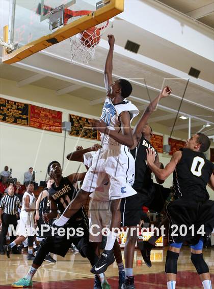 Thumbnail 1 in Compton vs. Bishop Montgomery (Fairfax State Preview) photogallery.