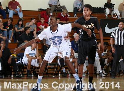 Thumbnail 1 in Compton vs. Bishop Montgomery (Fairfax State Preview) photogallery.
