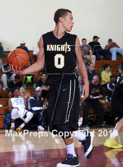 Thumbnail 2 in Compton vs. Bishop Montgomery (Fairfax State Preview) photogallery.