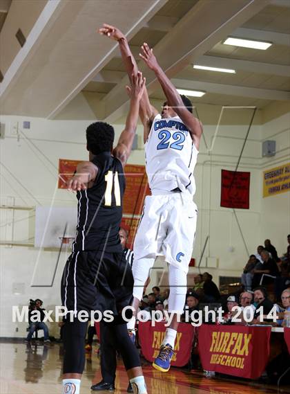 Thumbnail 3 in Compton vs. Bishop Montgomery (Fairfax State Preview) photogallery.