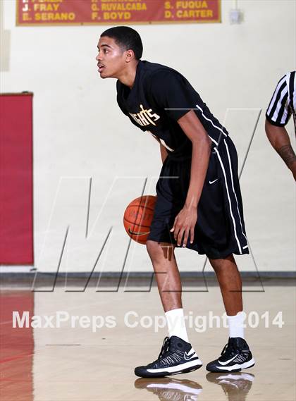 Thumbnail 2 in Compton vs. Bishop Montgomery (Fairfax State Preview) photogallery.