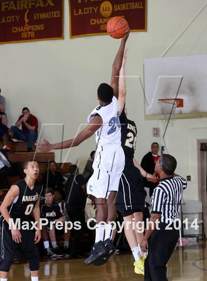 Thumbnail 2 in Compton vs. Bishop Montgomery (Fairfax State Preview) photogallery.