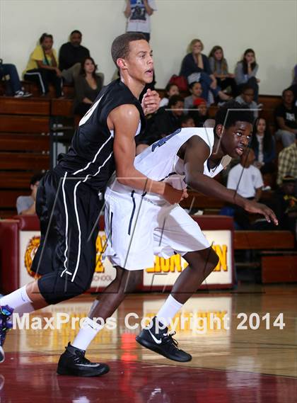 Thumbnail 1 in Compton vs. Bishop Montgomery (Fairfax State Preview) photogallery.