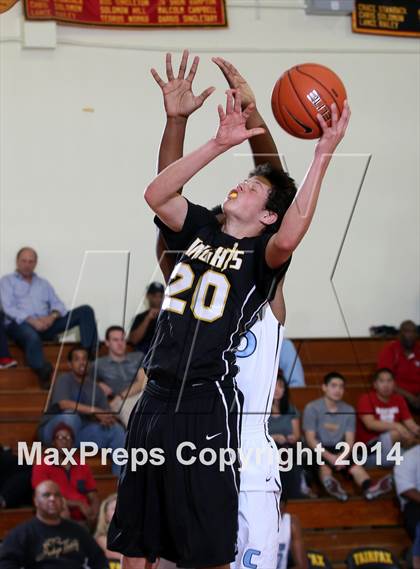 Thumbnail 3 in Compton vs. Bishop Montgomery (Fairfax State Preview) photogallery.