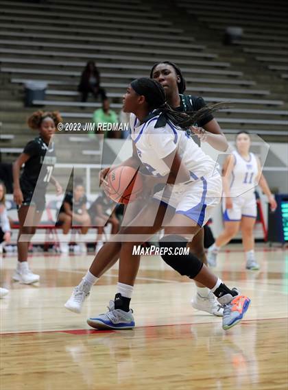 Thumbnail 3 in Lake Creek vs  Cypress Creek (McDonald's Texas Invitational) photogallery.