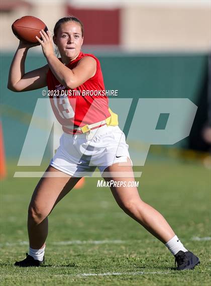 Thumbnail 2 in Escalon @ Lodi photogallery.