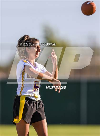 Thumbnail 2 in Escalon @ Lodi photogallery.