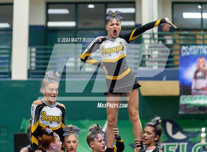 Thumbnail 3 in Sequoyah (Creekview Classic) photogallery.