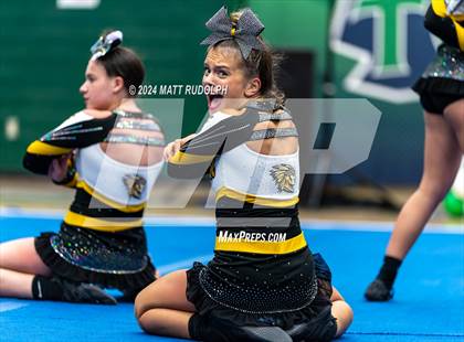 Thumbnail 2 in Sequoyah (Creekview Classic) photogallery.