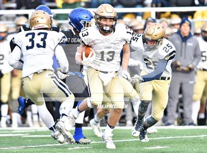 Thumbnail 2 in Lemont vs. Phillips (IHSA Class 5A Quarterfinal Playoff) photogallery.