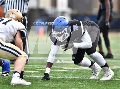 Thumbnail 3 in Lemont vs. Phillips (IHSA Class 5A Quarterfinal Playoff) photogallery.