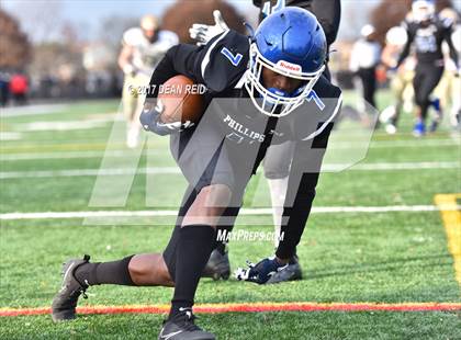 Thumbnail 3 in Lemont vs. Phillips (IHSA Class 5A Quarterfinal Playoff) photogallery.