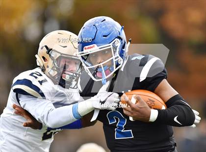 Thumbnail 2 in Lemont vs. Phillips (IHSA Class 5A Quarterfinal Playoff) photogallery.