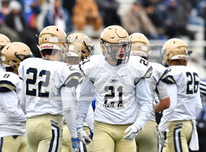 Thumbnail 2 in Lemont vs. Phillips (IHSA Class 5A Quarterfinal Playoff) photogallery.