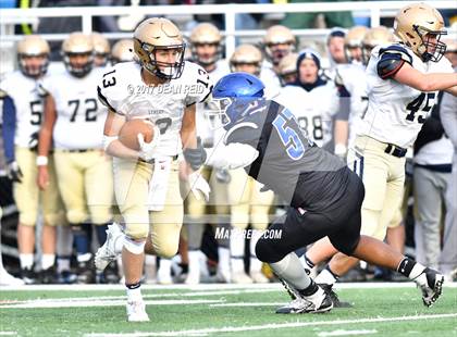 Thumbnail 3 in Lemont vs. Phillips (IHSA Class 5A Quarterfinal Playoff) photogallery.