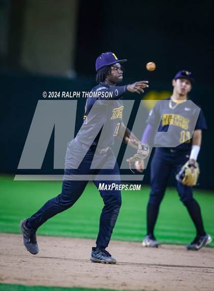 Thumbnail 2 in Laguna Creek vs. Inderkum (@ Sutter Health Park) photogallery.