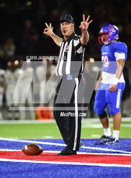 Thumbnail 1 in Woodrow Wilson @ Los Altos (CIF Southern Section Division 6 Semifinal Playoff) photogallery.