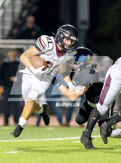 Thumbnail 3 in Lincoln vs. Whitney photogallery.