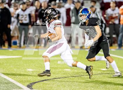 Thumbnail 3 in Lincoln vs. Whitney photogallery.