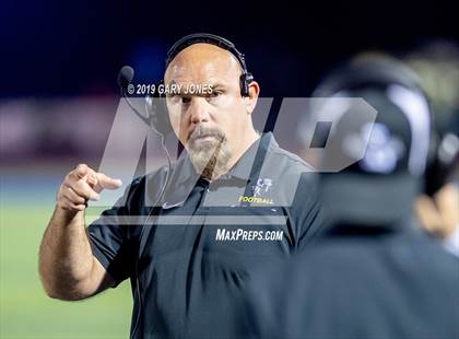 Thumbnail 1 in Lincoln vs. Whitney photogallery.
