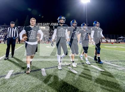 Thumbnail 1 in Lincoln vs. Whitney photogallery.