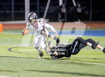 Thumbnail 3 in Lincoln vs. Whitney photogallery.