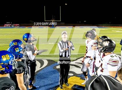 Thumbnail 2 in Lincoln vs. Whitney photogallery.