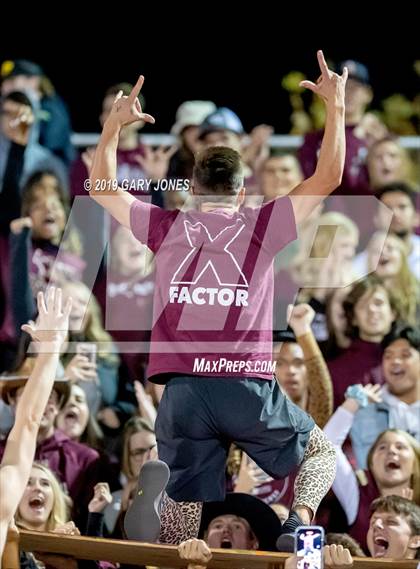 Thumbnail 3 in Lincoln vs. Whitney photogallery.
