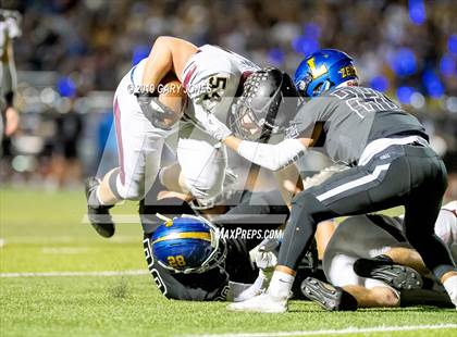 Thumbnail 3 in Lincoln vs. Whitney photogallery.