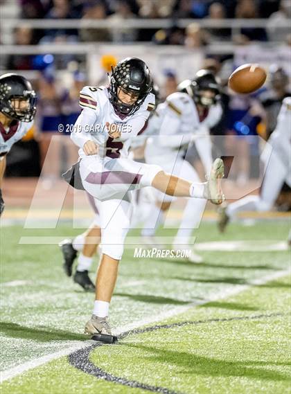 Thumbnail 3 in Lincoln vs. Whitney photogallery.