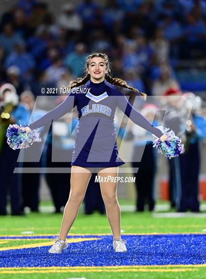 Thumbnail 3 in West Orange-Stark vs. China Spring (UIL 4A Regional Playoffs) photogallery.