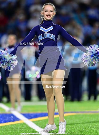 Thumbnail 1 in West Orange-Stark vs. China Spring (UIL 4A Regional Playoffs) photogallery.