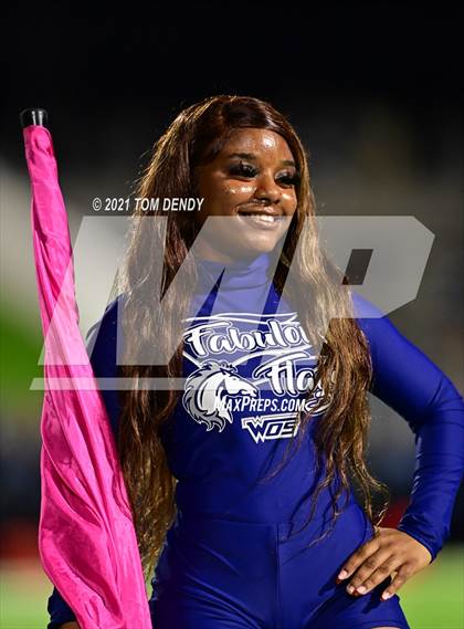 Thumbnail 1 in West Orange-Stark vs. China Spring (UIL 4A Regional Playoffs) photogallery.