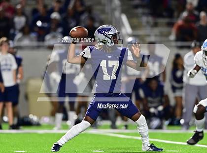 Thumbnail 1 in West Orange-Stark vs. China Spring (UIL 4A Regional Playoffs) photogallery.