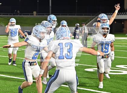 Thumbnail 2 in West Orange-Stark vs. China Spring (UIL 4A Regional Playoffs) photogallery.
