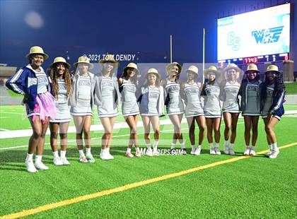 Thumbnail 3 in West Orange-Stark vs. China Spring (UIL 4A Regional Playoffs) photogallery.