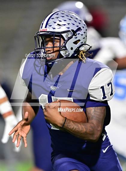 Thumbnail 1 in West Orange-Stark vs. China Spring (UIL 4A Regional Playoffs) photogallery.