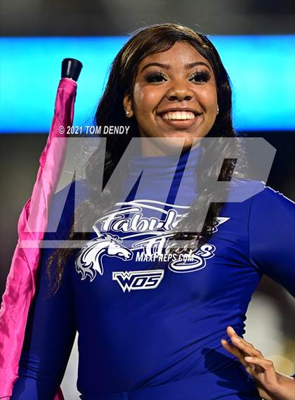 Thumbnail 3 in West Orange-Stark vs. China Spring (UIL 4A Regional Playoffs) photogallery.