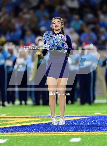 Thumbnail 2 in West Orange-Stark vs. China Spring (UIL 4A Regional Playoffs) photogallery.