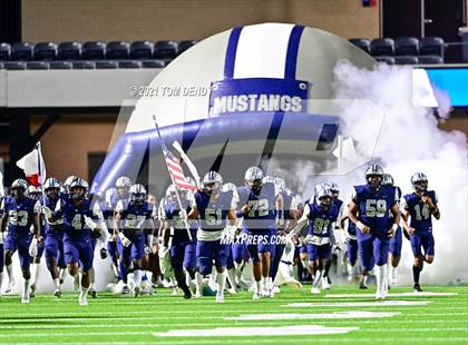 Thumbnail 1 in West Orange-Stark vs. China Spring (UIL 4A Regional Playoffs) photogallery.