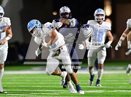 Thumbnail 2 in West Orange-Stark vs. China Spring (UIL 4A Regional Playoffs) photogallery.