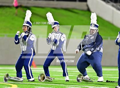 Thumbnail 1 in West Orange-Stark vs. China Spring (UIL 4A Regional Playoffs) photogallery.