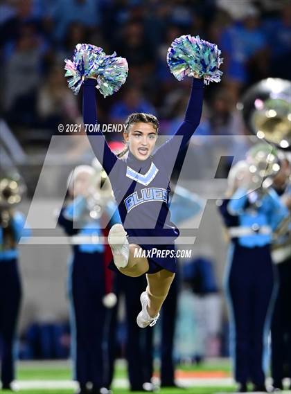 Thumbnail 3 in West Orange-Stark vs. China Spring (UIL 4A Regional Playoffs) photogallery.