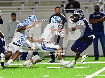Thumbnail 2 in West Orange-Stark vs. China Spring (UIL 4A Regional Playoffs) photogallery.