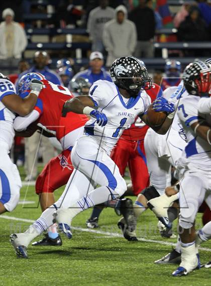 Thumbnail 1 in Plano West vs. South Garland (UIL 5A Division 2 Area Playoff) photogallery.
