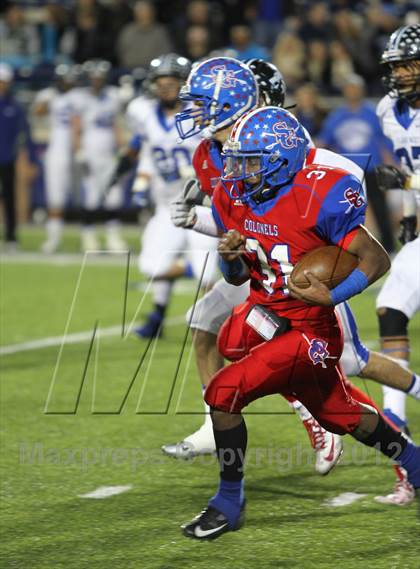 Thumbnail 1 in Plano West vs. South Garland (UIL 5A Division 2 Area Playoff) photogallery.
