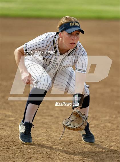 Thumbnail 3 in Pleasant Grove @ Elk Grove photogallery.