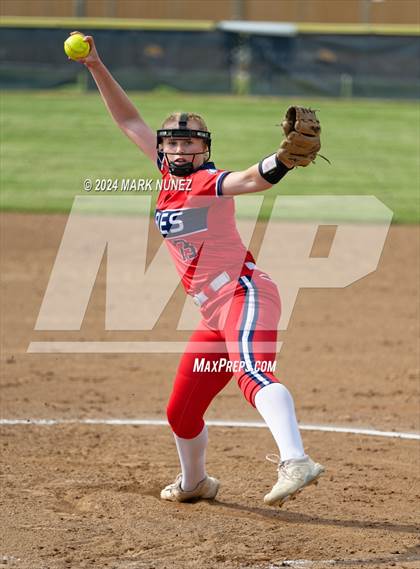 Thumbnail 3 in Pleasant Grove @ Elk Grove photogallery.