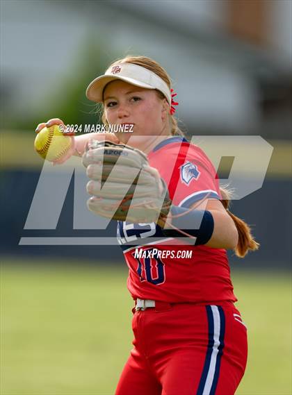 Thumbnail 2 in Pleasant Grove @ Elk Grove photogallery.